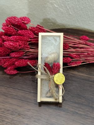 Ξύλινη Μπομπονιέρα Rustic με Κωνσταντινάτο & Αποξηραμένα
