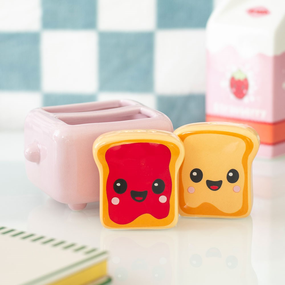 Σετ Αλατοπίπερο Happy Toast - Κεραμικά Τοστ με Ροζ Φρυγανιέρα